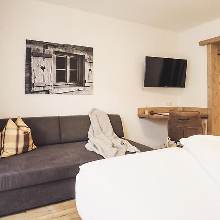 Hotel Johanna Mitten Im Oetztal Umhausen Exteriör bild